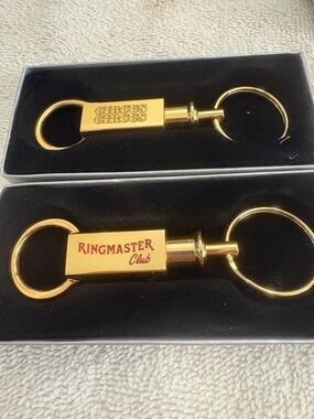 Barlow Twistlock Key Separator Circus Circus Ringmaster Club NEW Lot Of 2 Casino